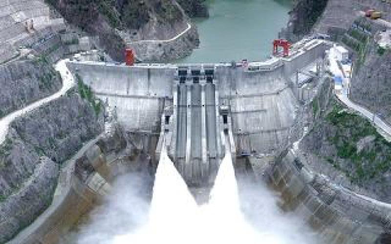 華能黃登水電站首臺機(jī)組投產(chǎn)發(fā)電