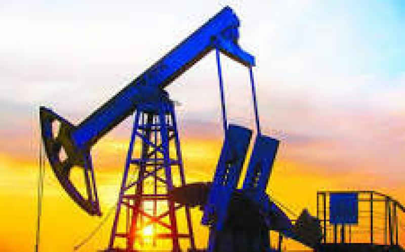 沙特8月原油出口預(yù)計減少10萬桶/日