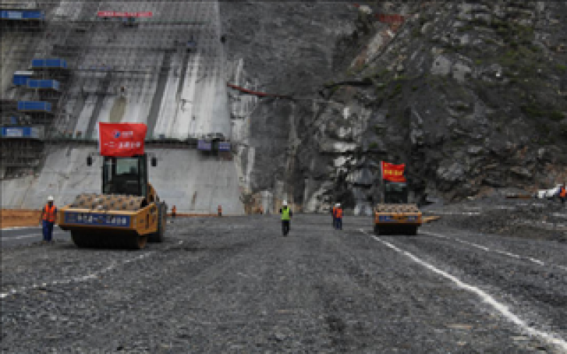 兩河口水電站大壩填筑智能碾壓系統(tǒng)研發(fā)與應(yīng)用通過(guò)階段驗(yàn)收