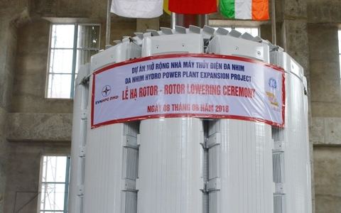Da Nhim HP Extension Project發(fā)電機(jī)的轉(zhuǎn)子已成功安裝