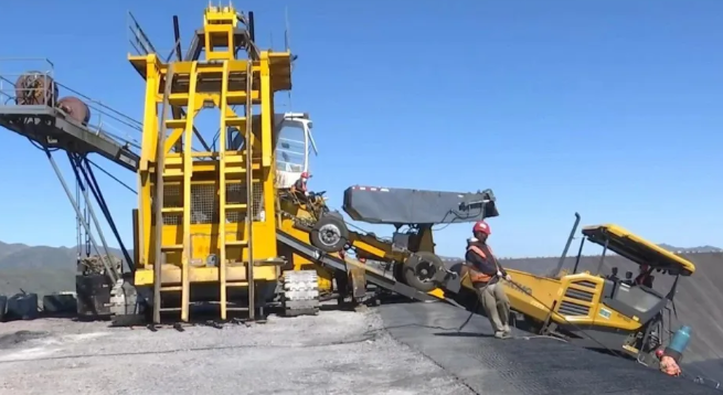 內(nèi)蒙古芝瑞抽水蓄能電站首臺機(jī)組核心部件完成吊裝