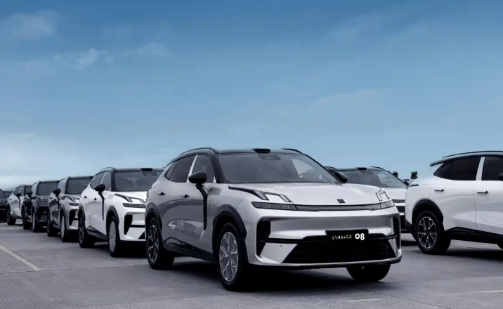 領(lǐng)克08 EM-P實(shí)現(xiàn)首批萬(wàn)臺(tái)交付目標(biāo)